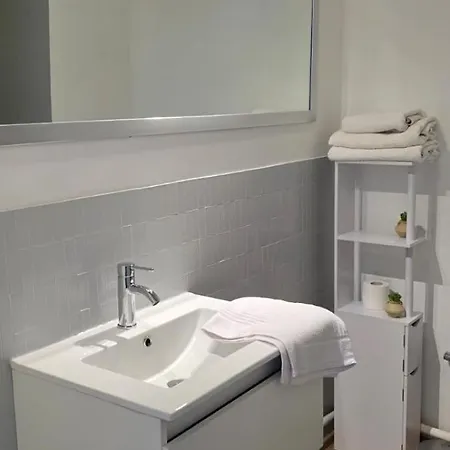 Joli Carnon, Wifi 7min Airport * 카르농 플라주