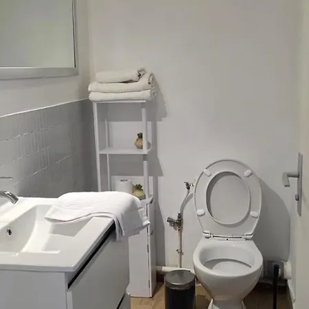 Joli Carnon, Wifi 7min Airport *