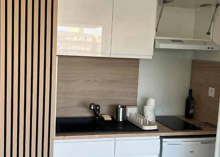 Apartamento Joli Carnon, Wifi 7min Airport *